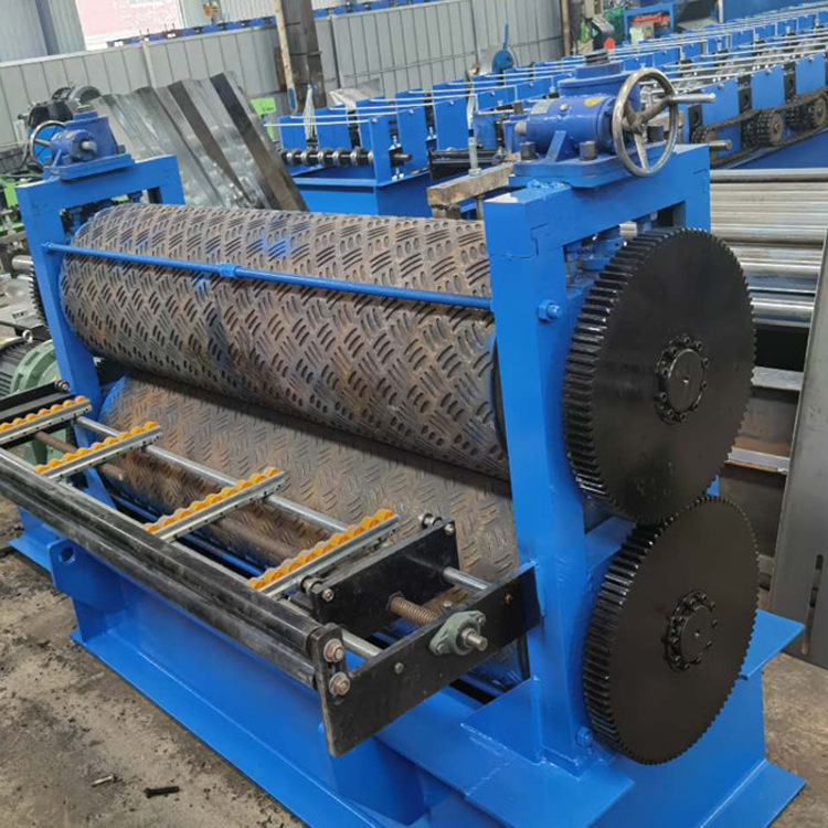 镀锌板压花机金属压花机驰恒机械柳叶花纹滚花机