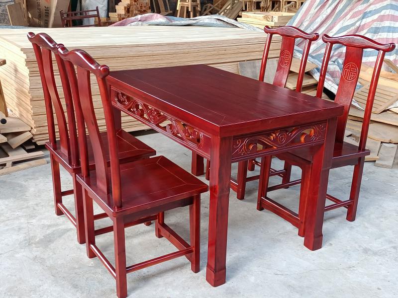 松木中式简约饭店餐桌椅实木仿古长方形面馆商用雕花碳化桌凳组合