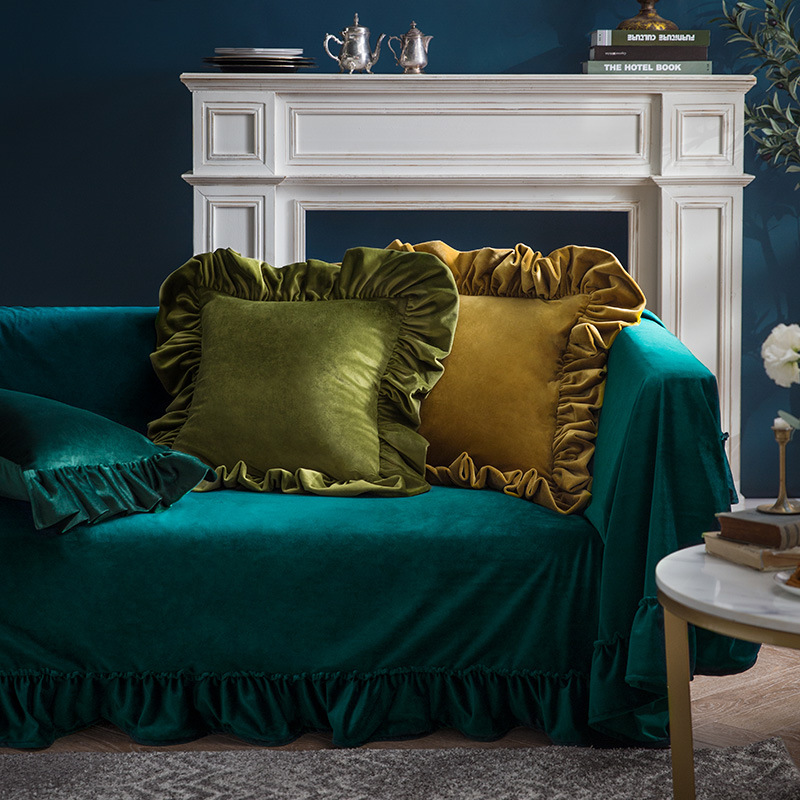 Wholesale Roman Solid Color Retro Affordable Luxury Velvet Pillow Living Room Sofa Cushion Atmosphere Pillow Case