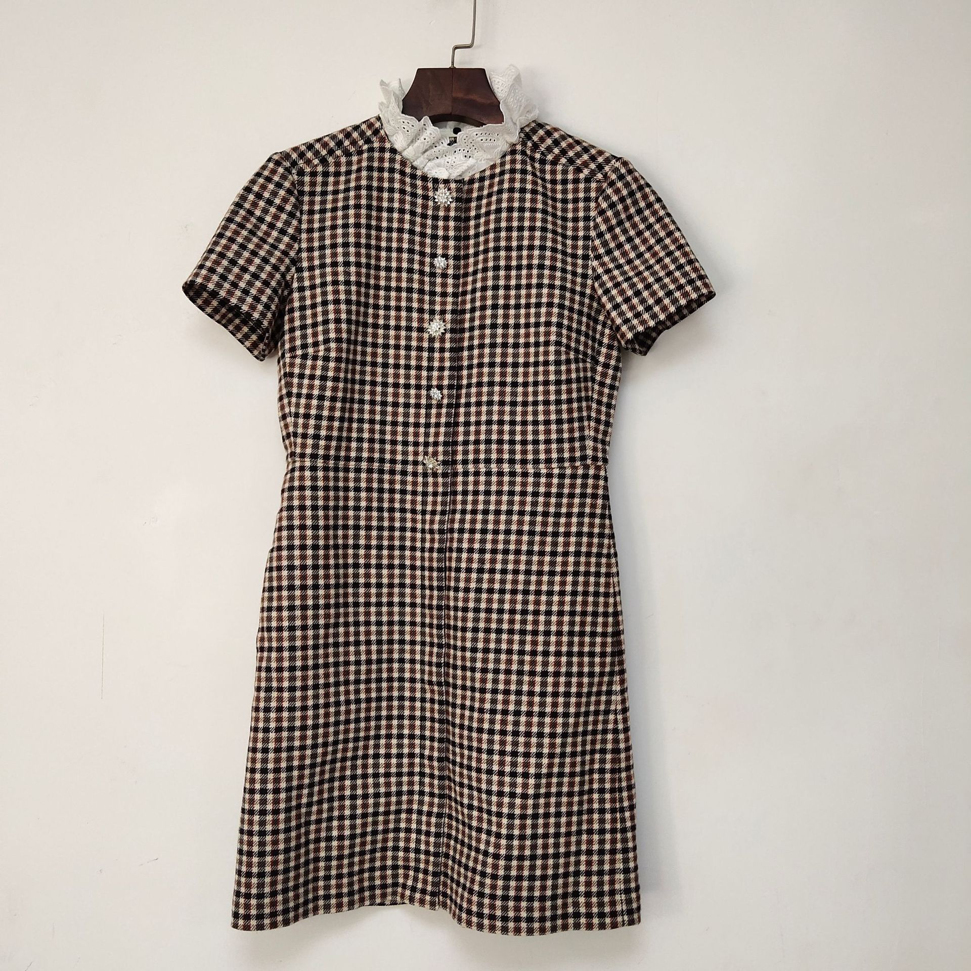 法单新款连衣裙2021秋冬格纹花边领水钻扣短裙女-阿里巴巴