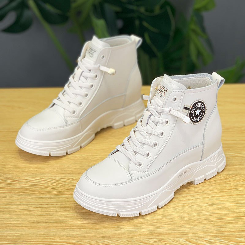 高帮潮鞋女加绒秋冬新款百搭白色高腰休闲厚底内增高小白