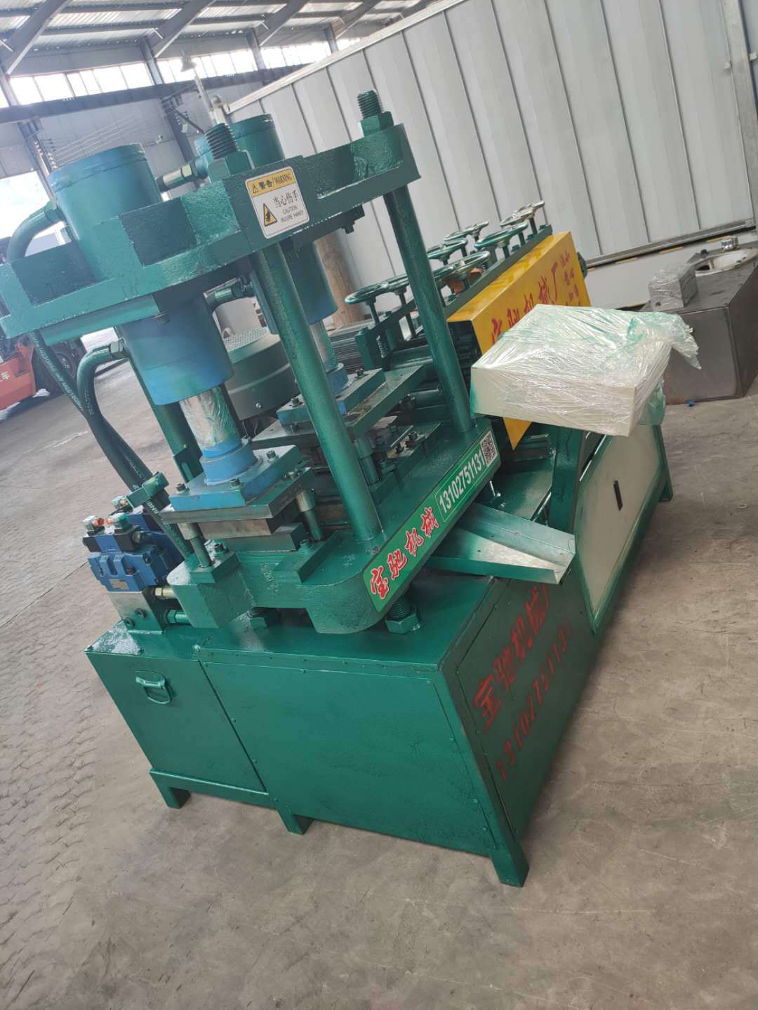 钢卷自动送料机 钢格板下料设备 麻花钢调直切断机