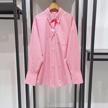 法式小众 2023秋冬通勤舒适设计感条纹袖口粉色女士POLO衬衫23688