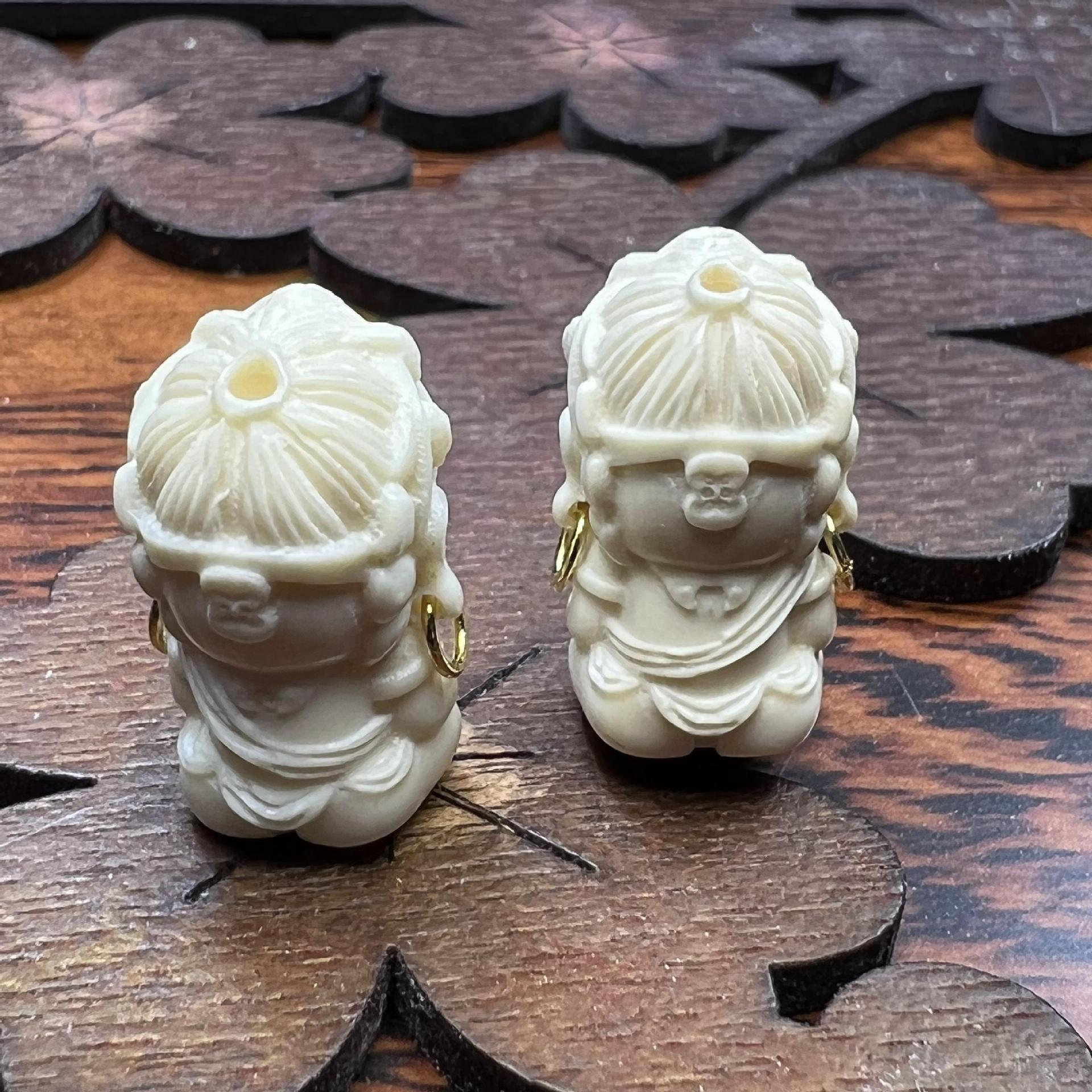 Natural Mammoth Tooth Ice Material Carved Yellow God of Wealth Cute Buddha Bracelet Necklace Small Pendant Pendant Accessories Accessories Crafts