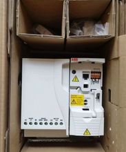 ABB355变频器ACS355-03E-23A1-4 额定功率11kw 三相电压380v-480v