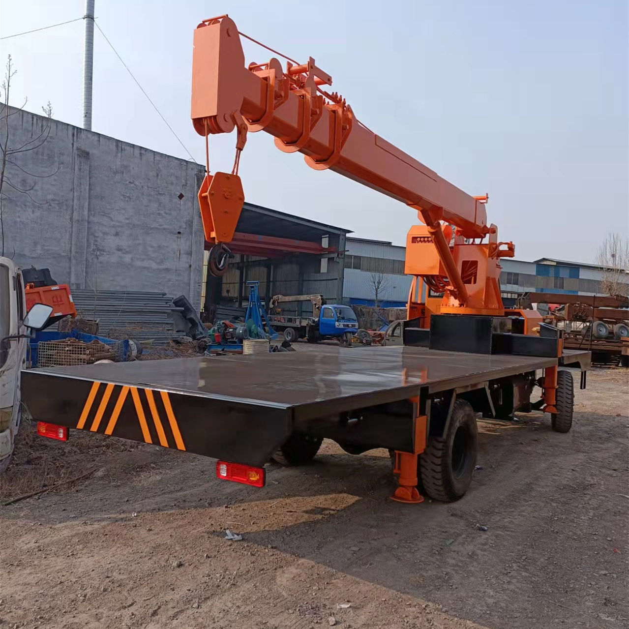 农用拖拉机平板吊运输车 集装箱吊运起重机拖拉机随车平板自卸吊