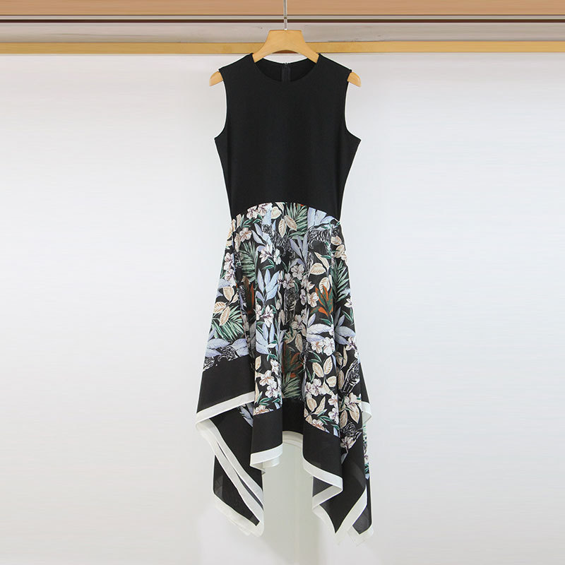 法单m家2021春夏新款女装圆领森林植物元素印花连衣裙 mfpro01773