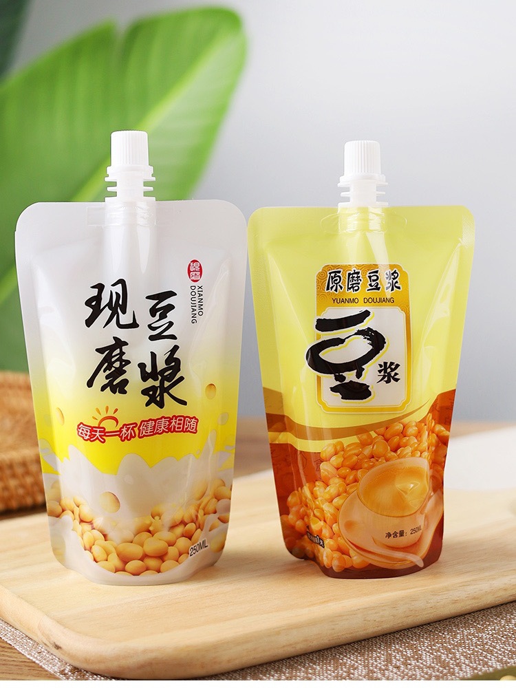 豆浆袋子一次性热饮塑料袋外卖果汁打包装液体自立吸嘴袋批发商用
