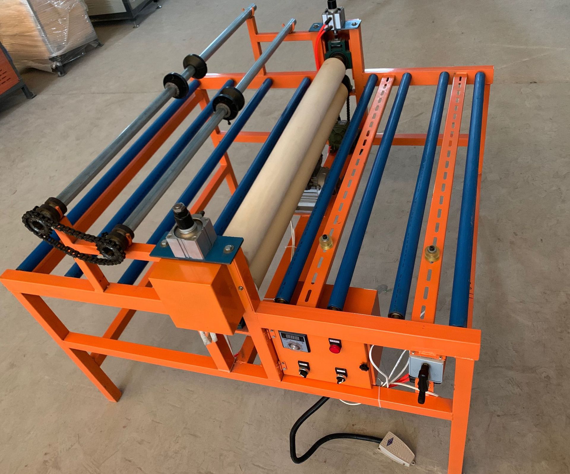 厂家销售橱柜门玻璃覆膜机平板加热型贴膜机自动收料型