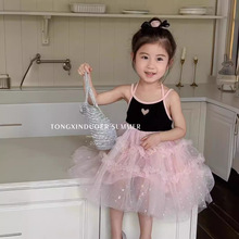女童连衣裙2024夏款新款韩版女宝宝洋气爱心时髦儿童吊带裙公主裙