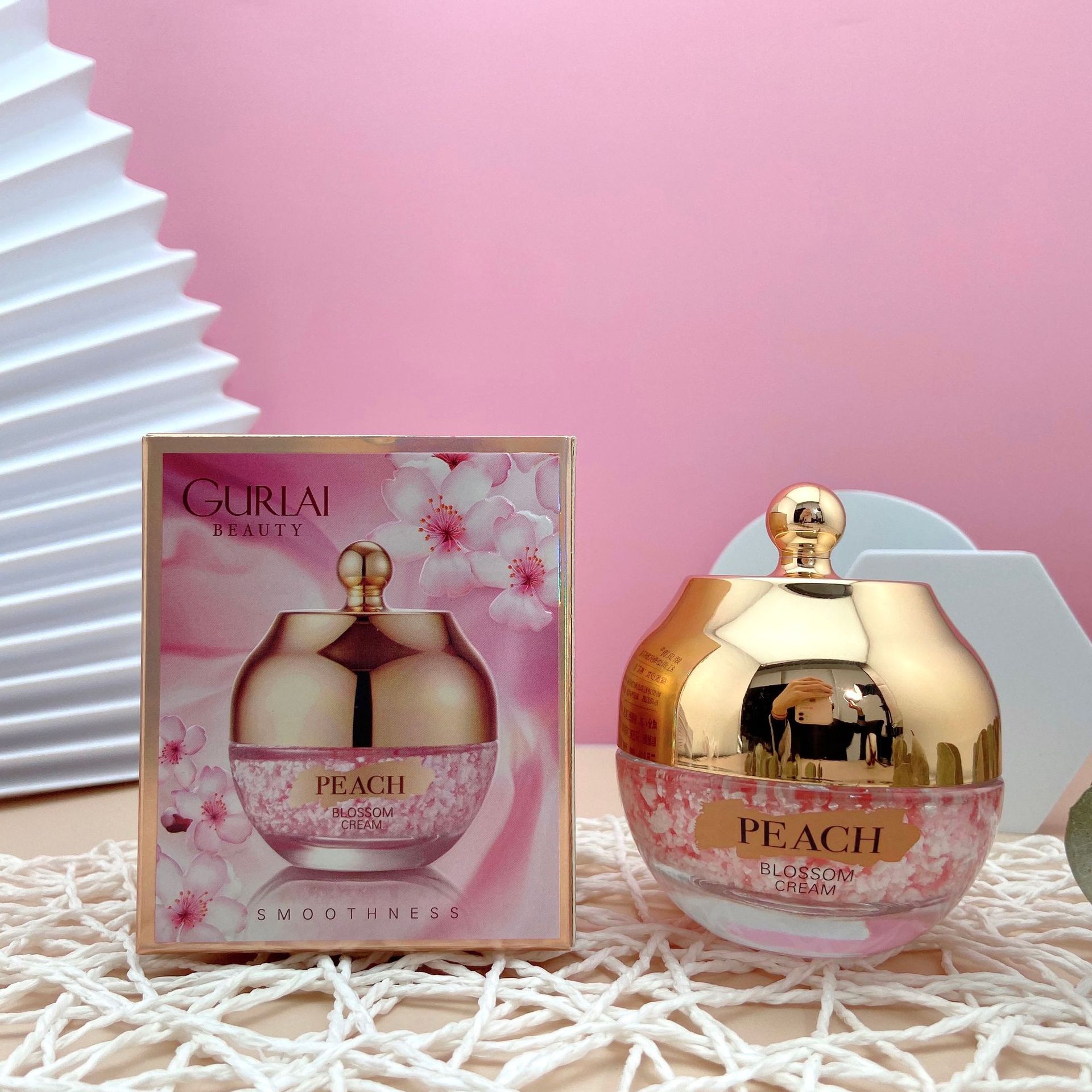 娇贝诗红润幼滑桃花膏 滋润保湿修护面霜素颜霜龙血膏 一件代发