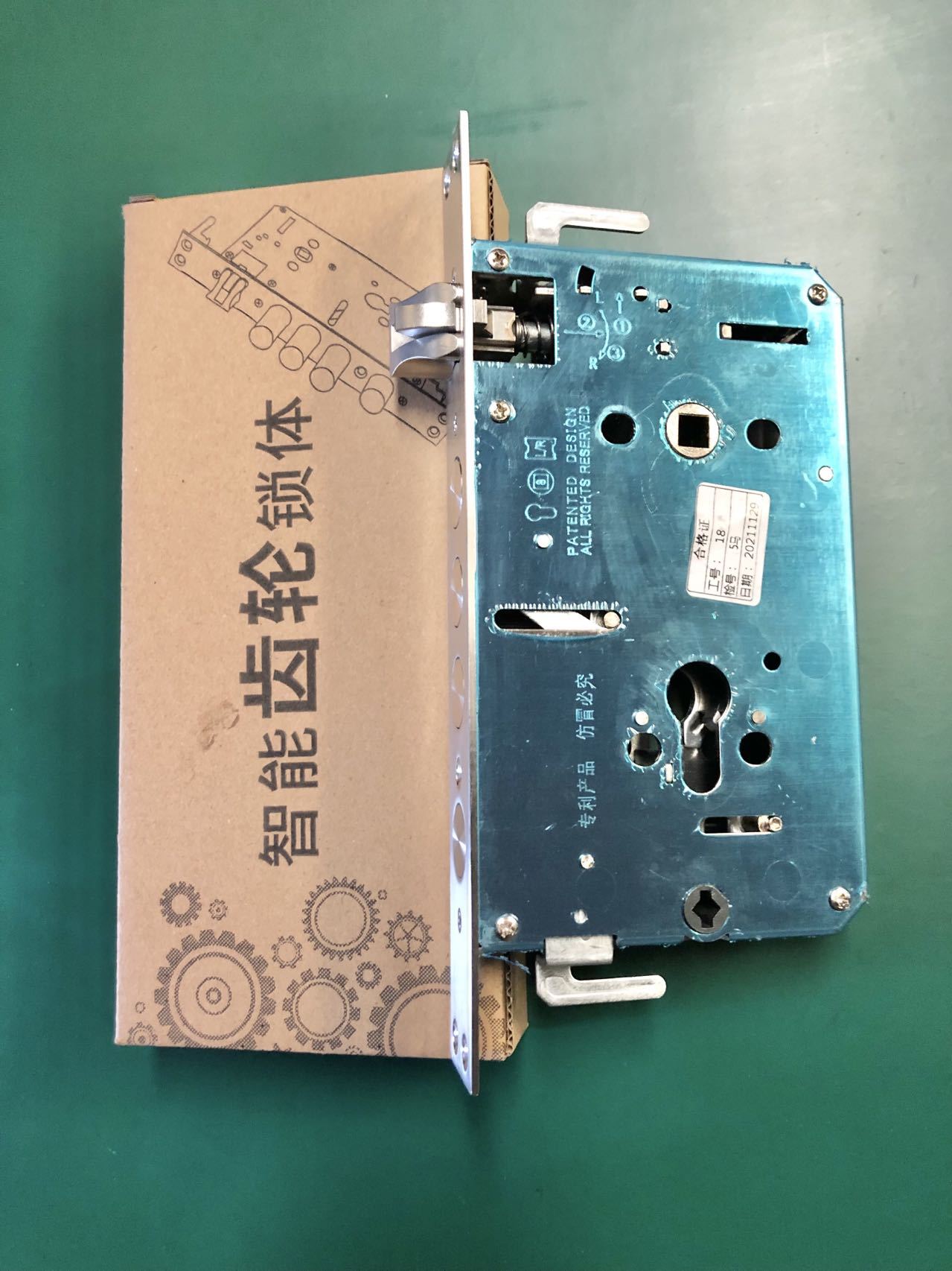 指纹锁锁体6068双活双快圆柱霸王全自动智能锁通用防盗门锁厂家