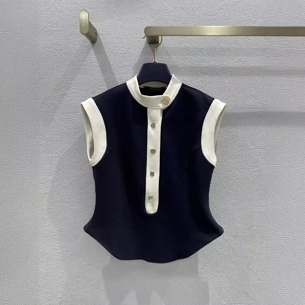 南油高端女装色块立领收腰鱼尾摆盖肩袖前襟按扣立领拼色背心上衣