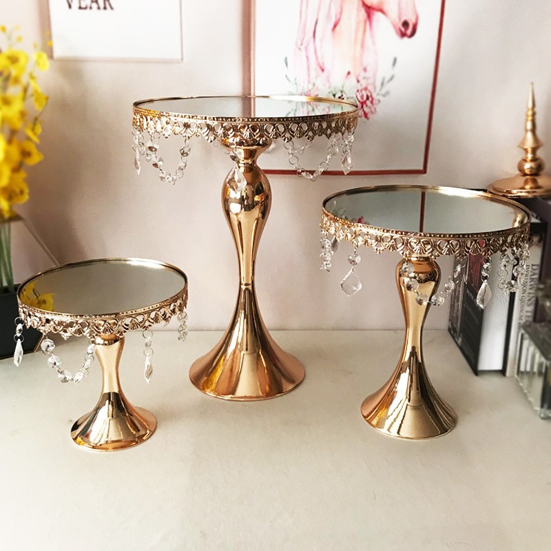 European-Style Gold Metal Iron Cake Stand Mirror Metal Tray Cake Plate Fruit Dessert Tray Wedding Decoration