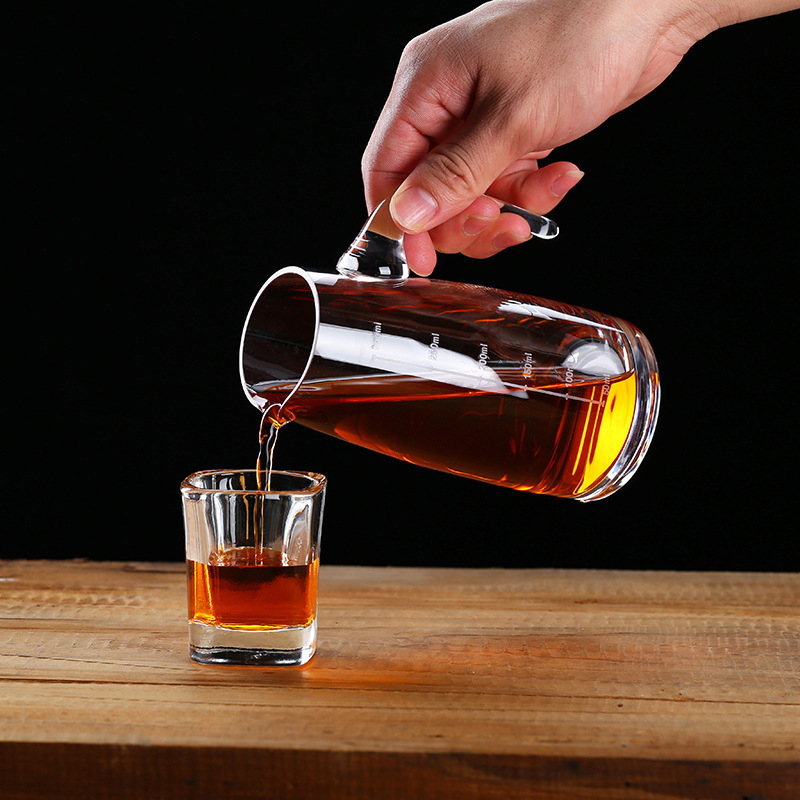 厂家批发现代简约白酒分酒器玻璃带把汾酒器茅台礼品可做logo家用