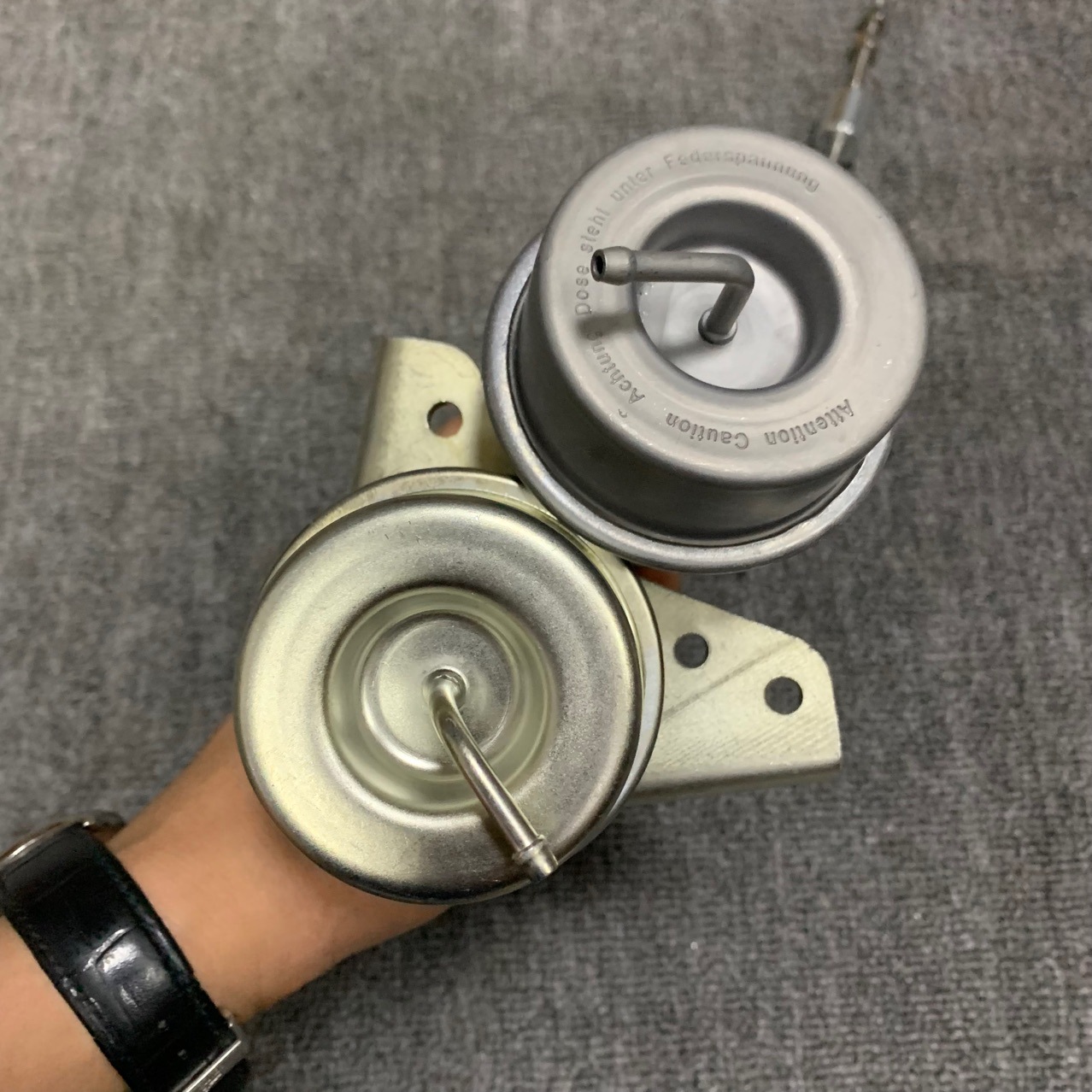 2t 1.6t 829675-0001涡轮旁通阀