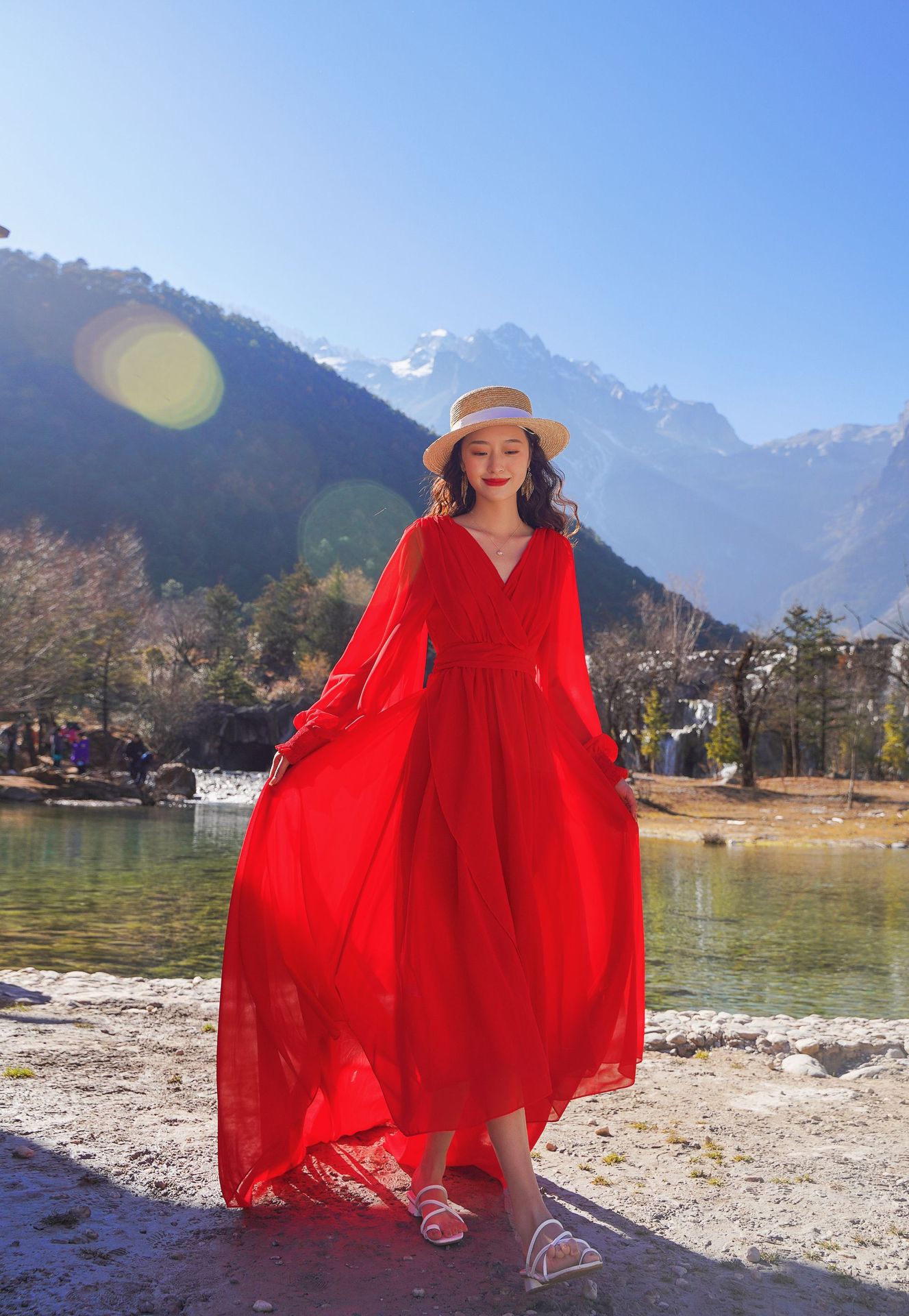 红色旅拍云南旅游裙民族复古风显瘦收腰大摆连衣长裙子仙女裙