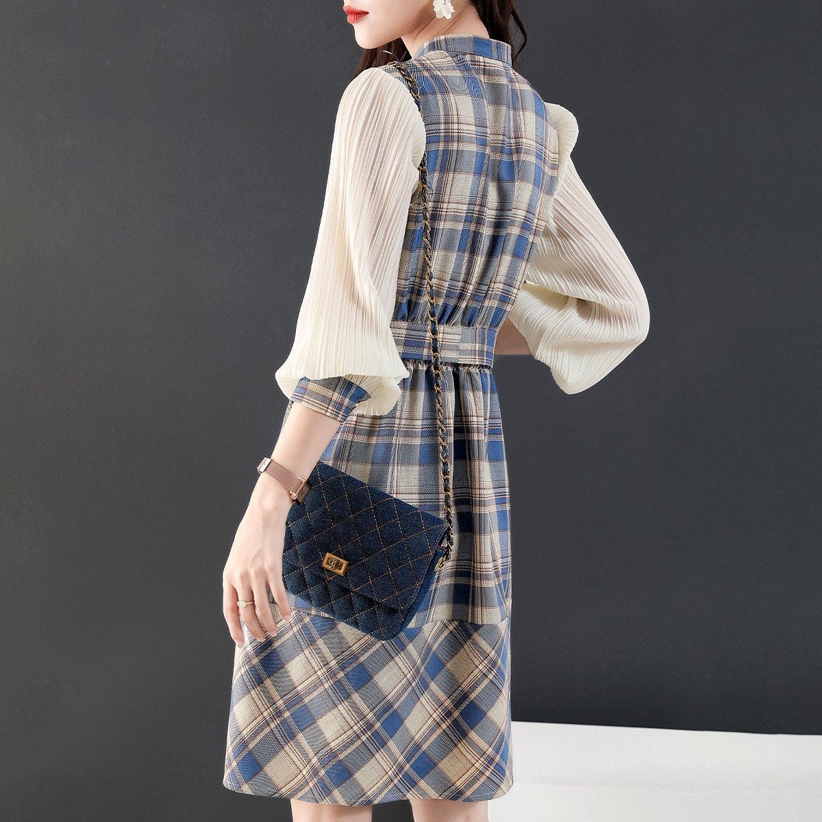 假两件拼接格子连衣裙女春装2022年新款气质收腰显瘦减龄仙女裙子