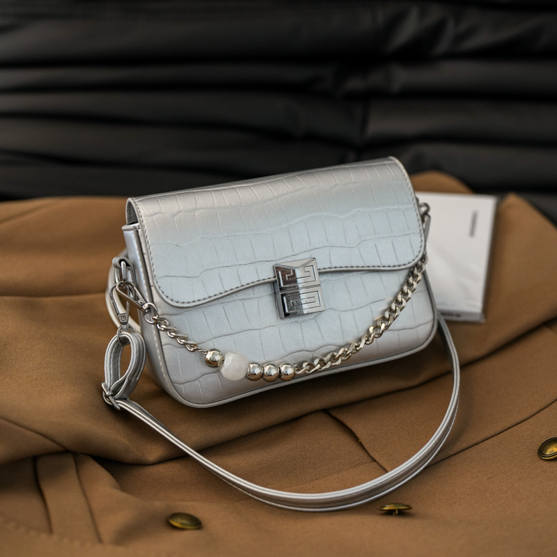 小包包女2024新款单肩斜挎包今年流行休闲韩版女包时尚软皮腋下包