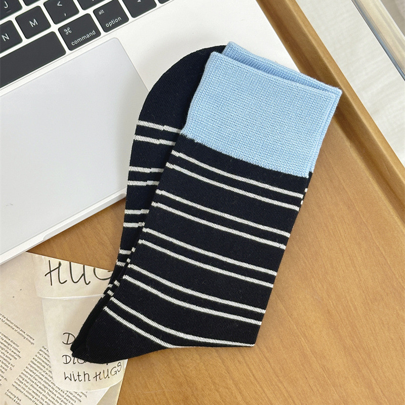Women's Socks Spring and Autumn Outer Wear Contrast Color Stripes Women's Mid Tube Stockings Ins Trendy Japanese Color Matching Horizontal Stripes Women's Bunching Socks Cotton Socks
