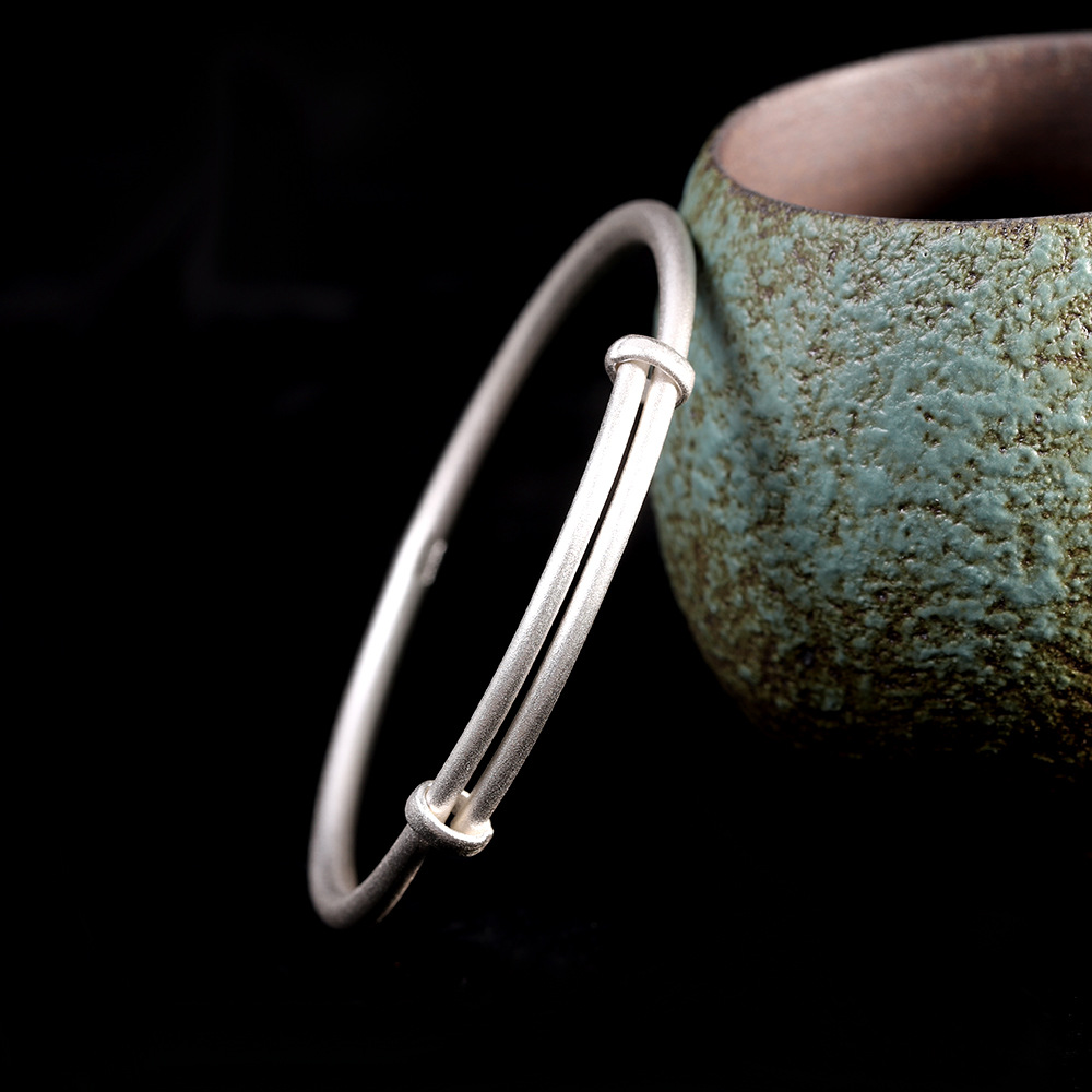 人品银品 s999银磨砂如意喜乐手镯 时尚简约女式抽拉手镯源头厂货