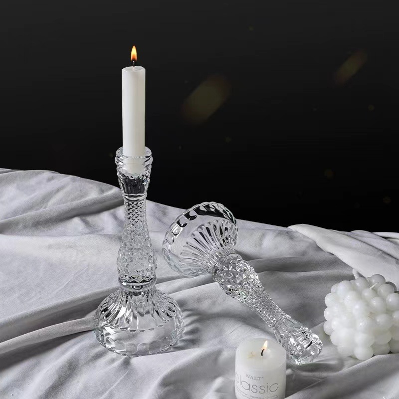 Factory Direct Sales French Retro Ins Crystal Glass Candlestick Pole Candle Low Seat Romantic Table Candlestick Furniture Furnishing Articles