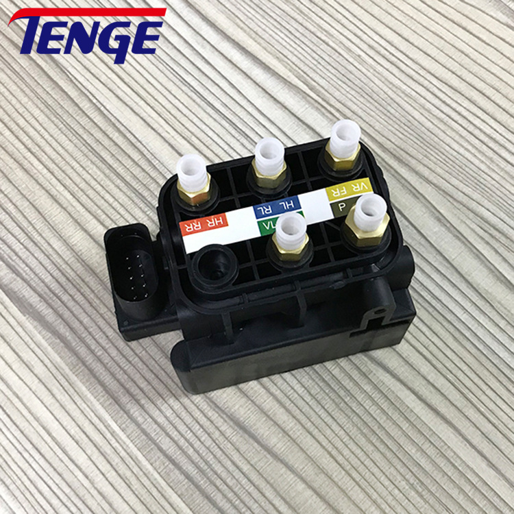 适用奔驰w205分配阀 控制阀 控制中心 调节阀 阀座 a0993200058