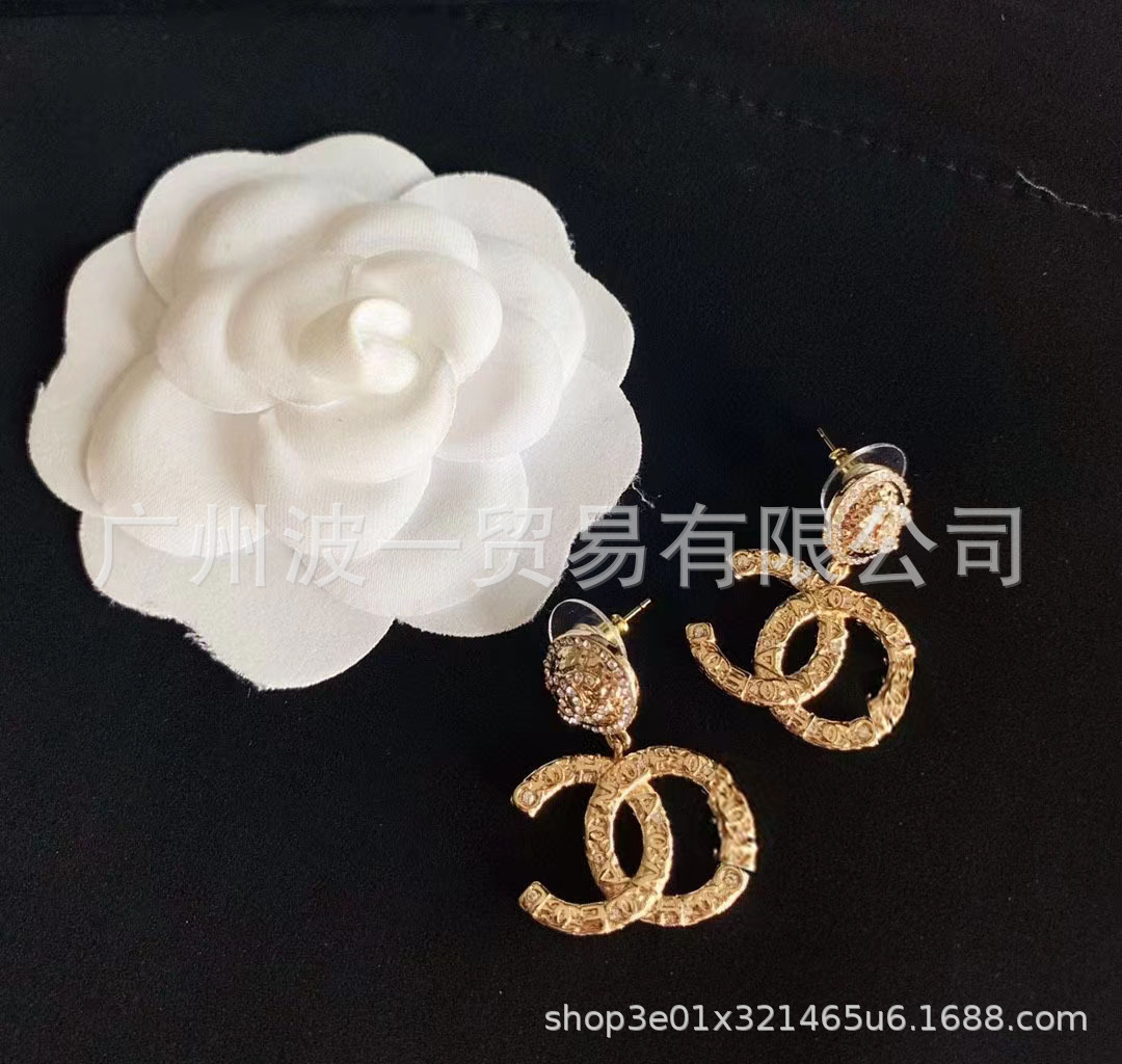 925 Silver Needle Classic Style Pairs of C Earrings Chanel-Style Xiaoxiang Earrings Simple Chanel-Style Xiangjia Earrings Earrings Earrings