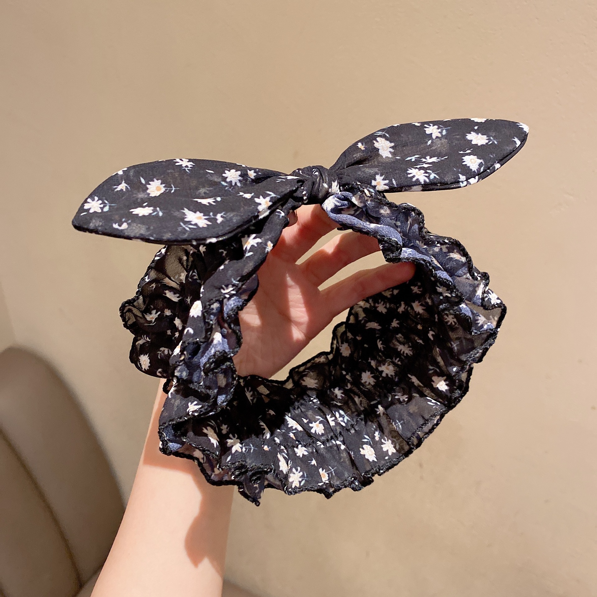 发带雪纺蝴蝶结