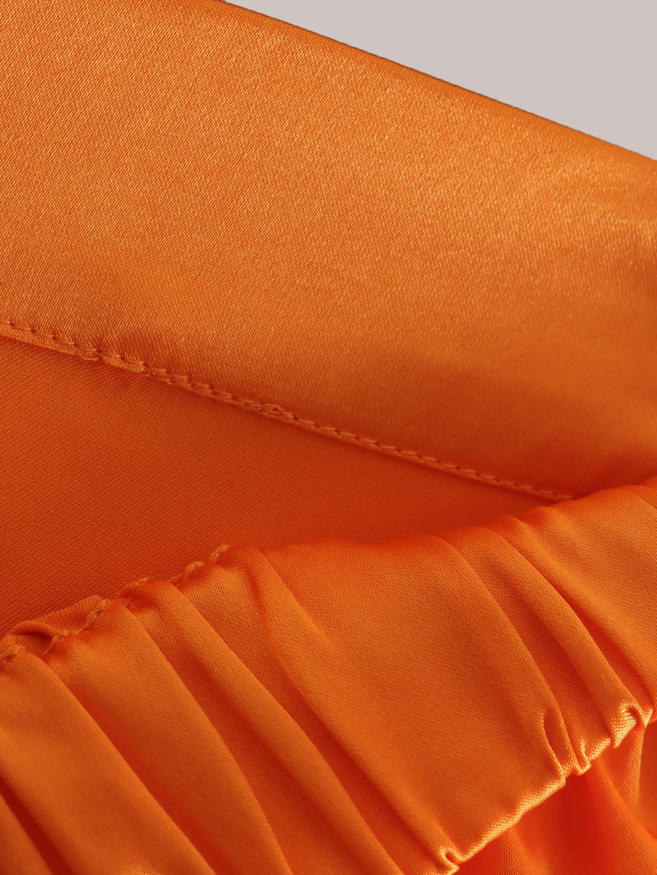 2022欧美风春女装新款橙色羽毛饰直筒长裤 8337