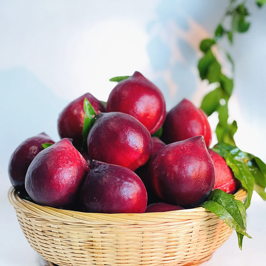 攀枝花黑美人火焰蜜桃4.5-5斤 新鲜水果桃子黑桃 胭脂红桃