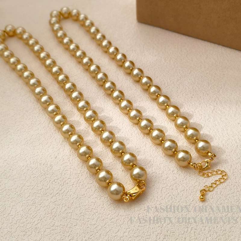 French Style High-Grade Champagne Pearl Necklace Fashionable Autumn and Winter New Sweater Chain Light Luxury Texture Clavicle Chain 2009