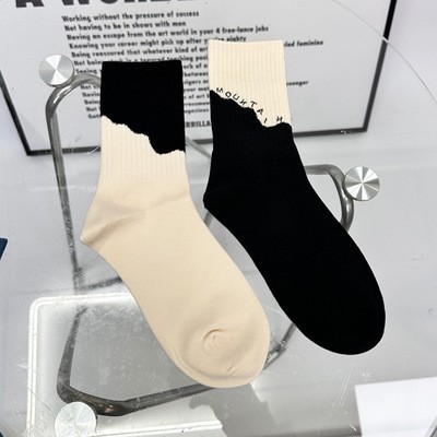 Xiaohongshu Popular Socks Women's Mountain and Sea Socks Pattern Japanese Style Mid-Calf Length Socks Men's Ins Trendy Good Quality Wholesale Socks