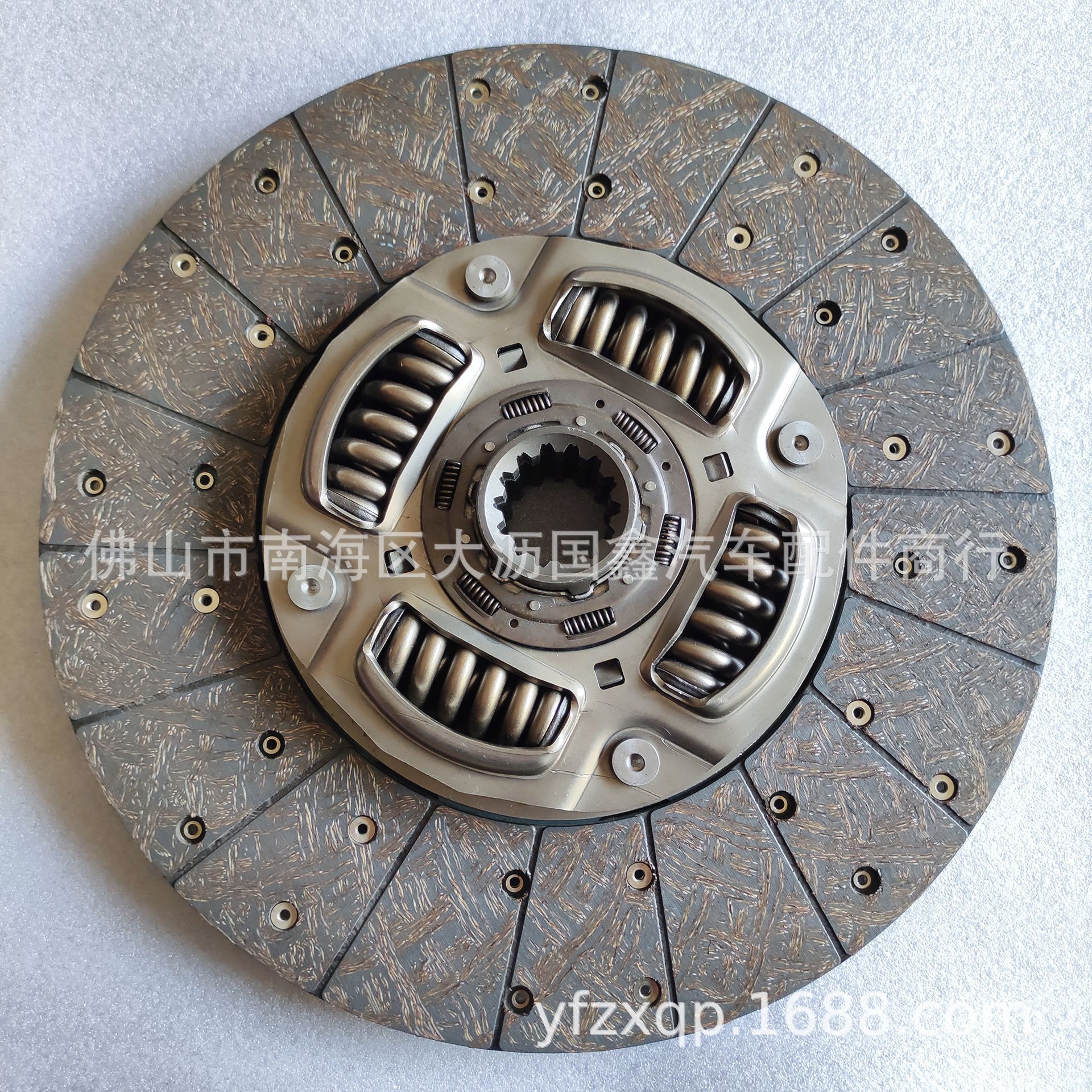 适用三菱fv51jk 6m70发动机离合器片 摩擦片fuso扶桑配件me523626