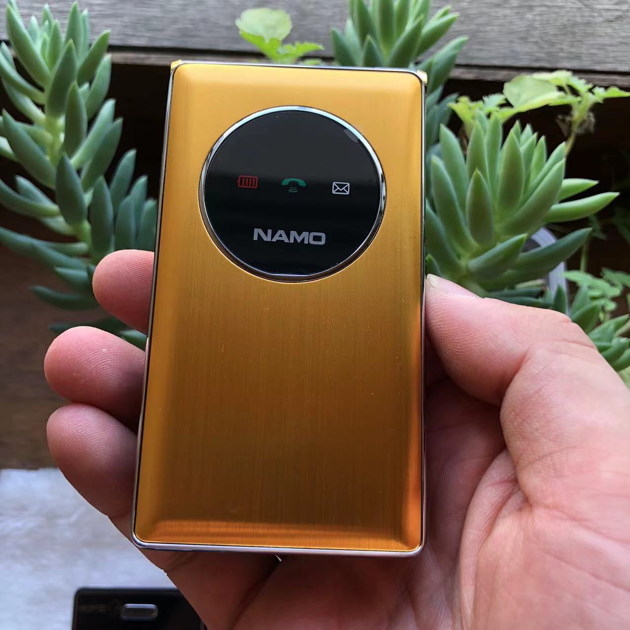 手电筒手机老人机