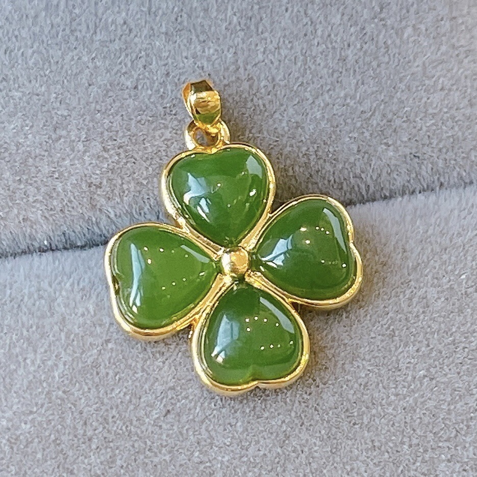 精品纯18k真金镶嵌苹果绿碧玉四叶草吊坠无裂无黑点直播供货项链
