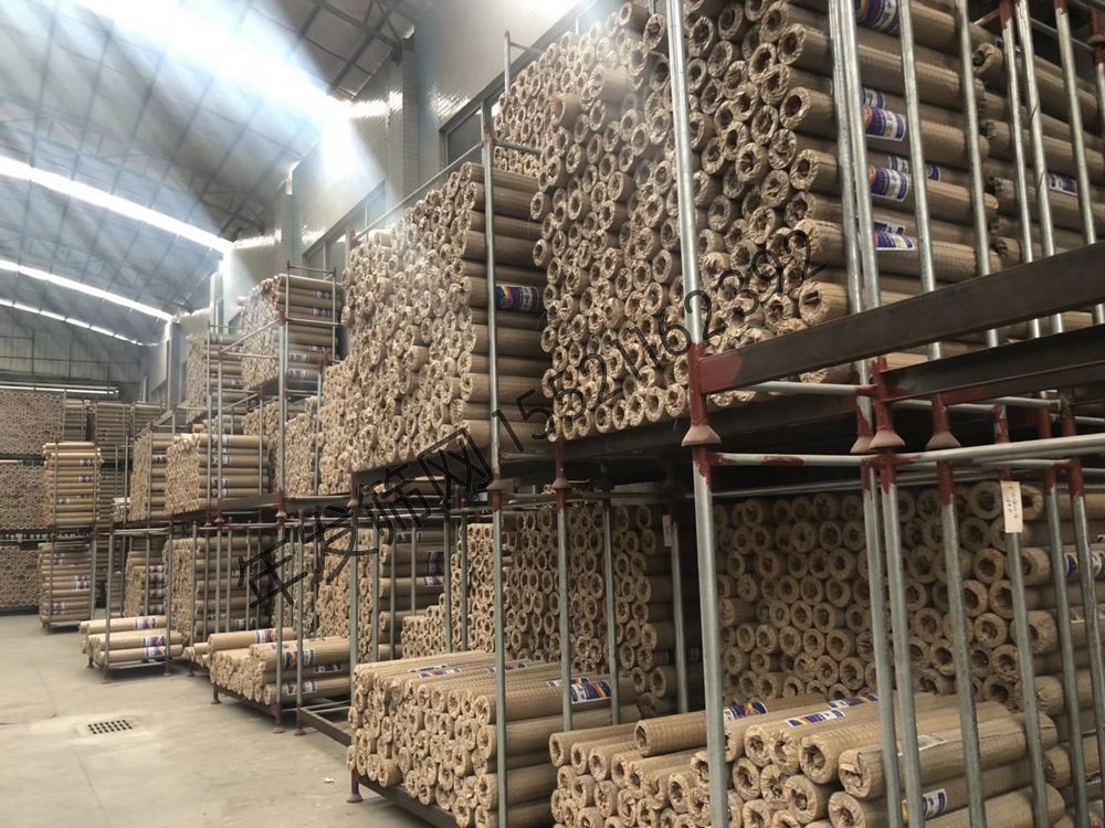 工地电焊网细节图片工地电焊网展示产品用途:电焊网广泛应用于工业