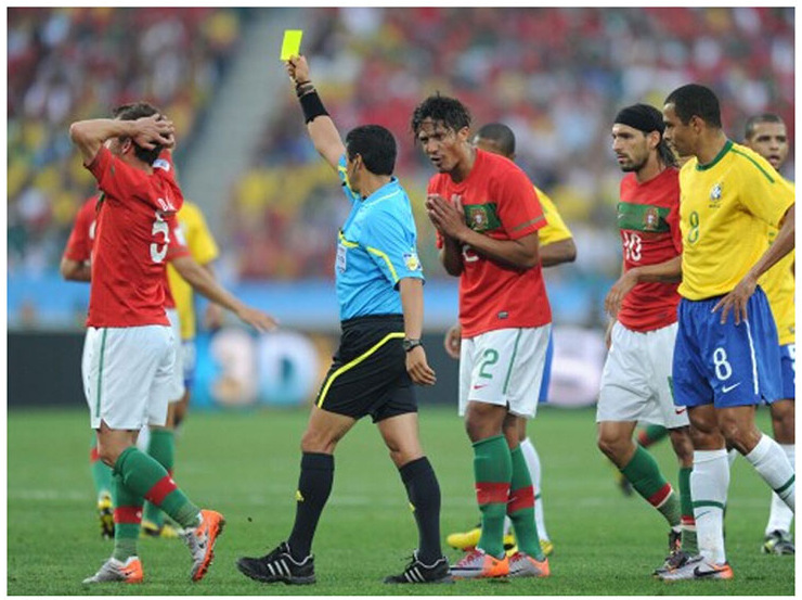 足球裁判红黄牌 pvc红牌黄牌 折叠 带笔 带纸 带皮套 可定制logo