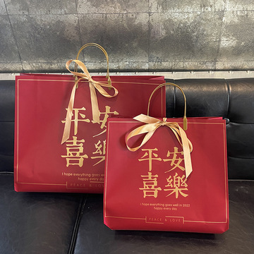 节日红色礼品袋喜庆新年手提袋福袋高级感送圣诞伴手礼物包装袋子