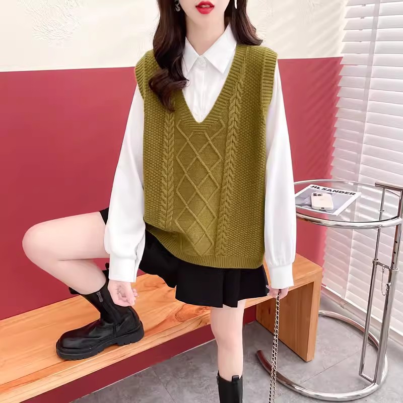 针织马甲背心女士衬衫叠穿v领短款春秋毛线坎肩冬款外穿无袖毛衣