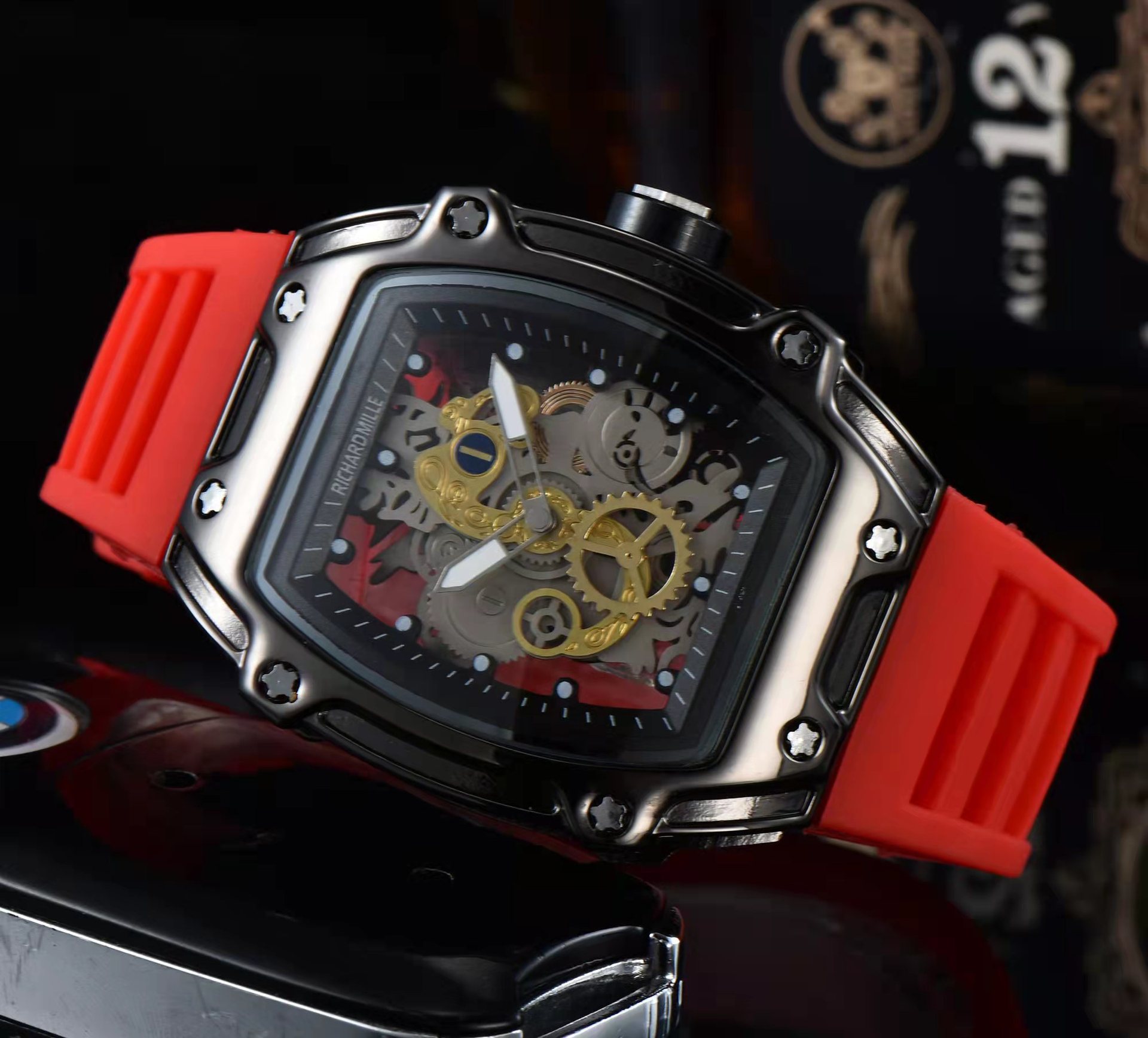 理查德时尚酒桶形个性镂空透底石英学生手表