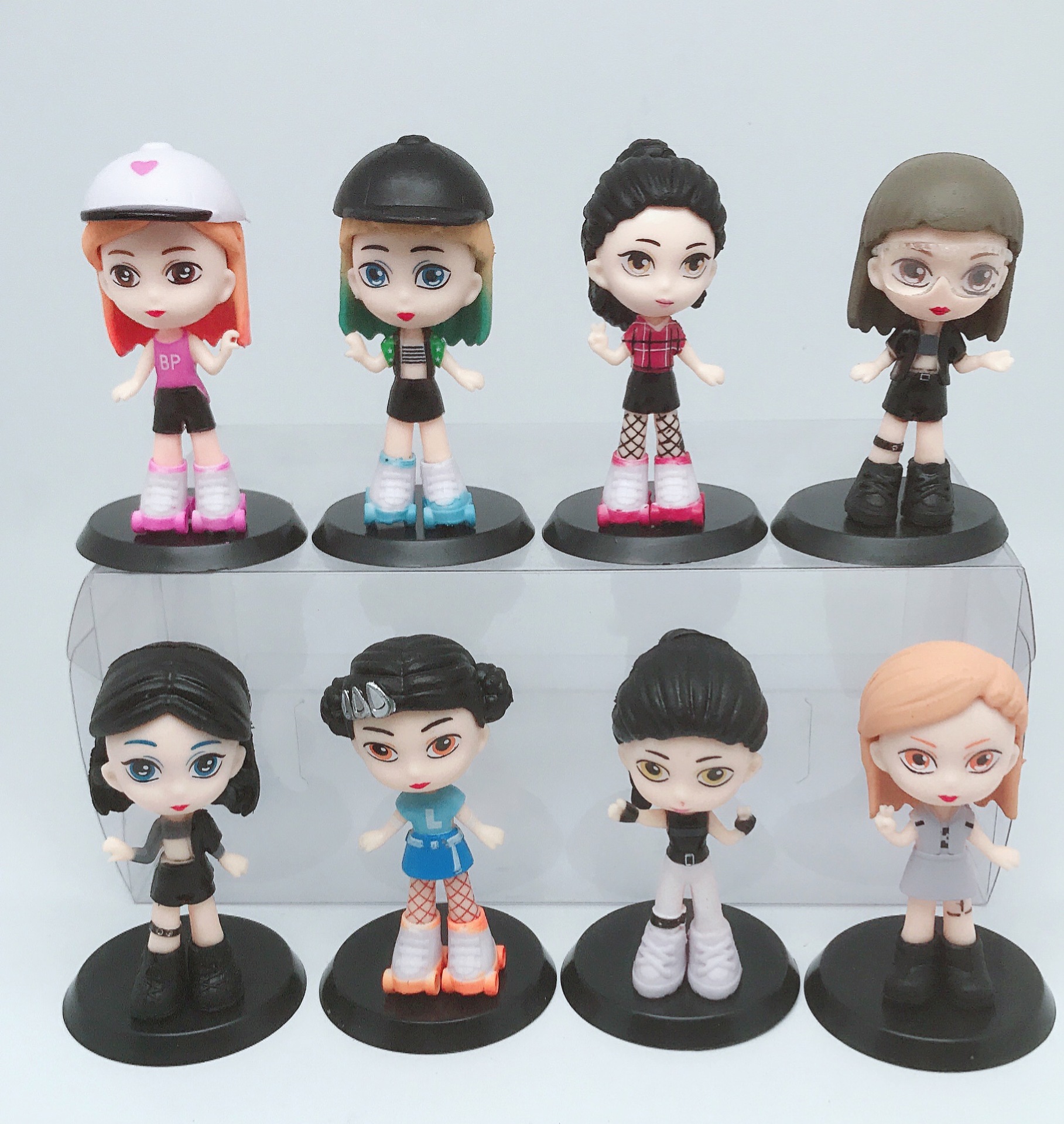 8款blackpink粉墨偶像明星女团 q版玩具扭蛋娃娃公仔模型蛋糕摆件
