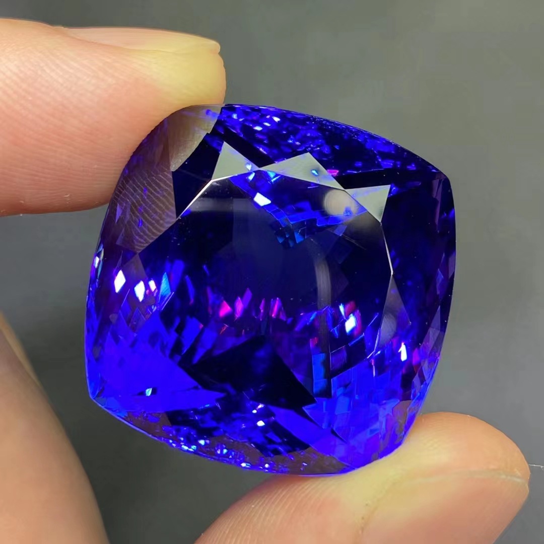 天然坦桑石裸石戒面4a5a净度好火彩闪耀切工精湛国际证书支持复检