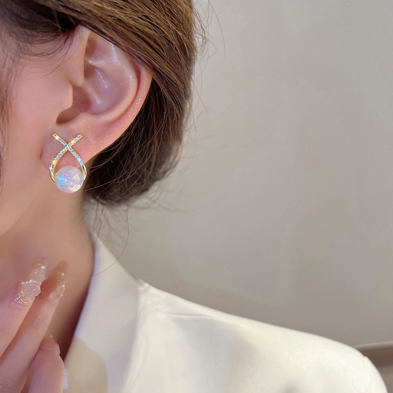 2022 New Pearl Stud Earrings for Women Light Luxury High-Grade Elegant French Style Internet Influencer Earrings Special-Interest Earrings 925 Fashion