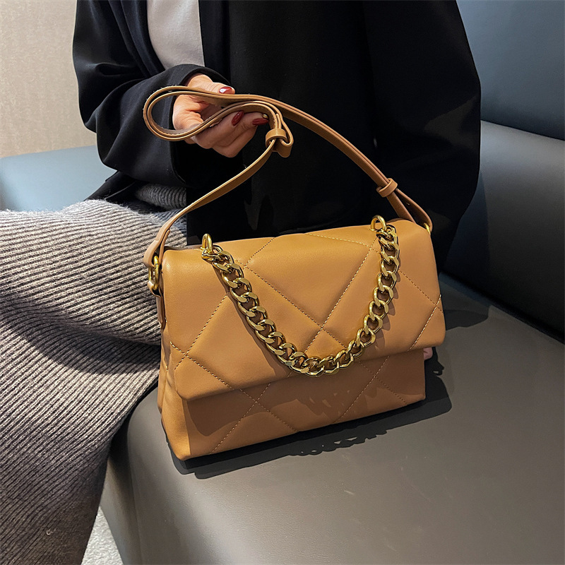 Advanced Texture Bag Portable Chain Shoulder Bag for Women 2022 Autumn and Winter New Korean Style Small Square Bag Retro Messenger Bag