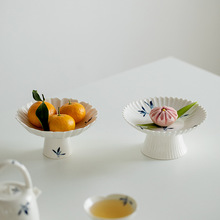 纯手绘蝴蝶兰花茶点盘家用创意陶瓷高足菊瓣水果盘糖果零食盘