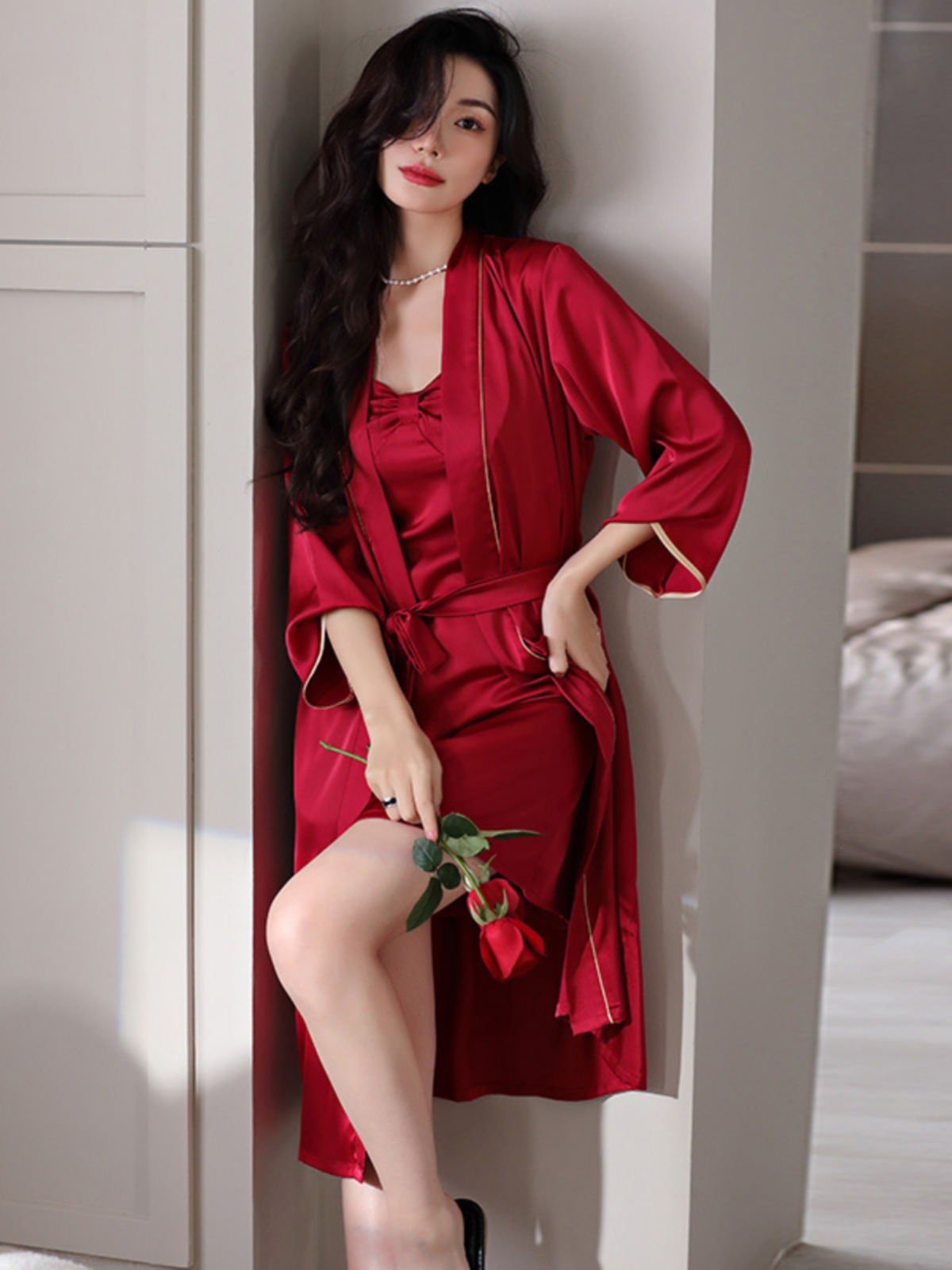 结婚晨袍女新娘冰丝吊带睡裙睡袍丝绸本命年红色睡衣春秋季两件套