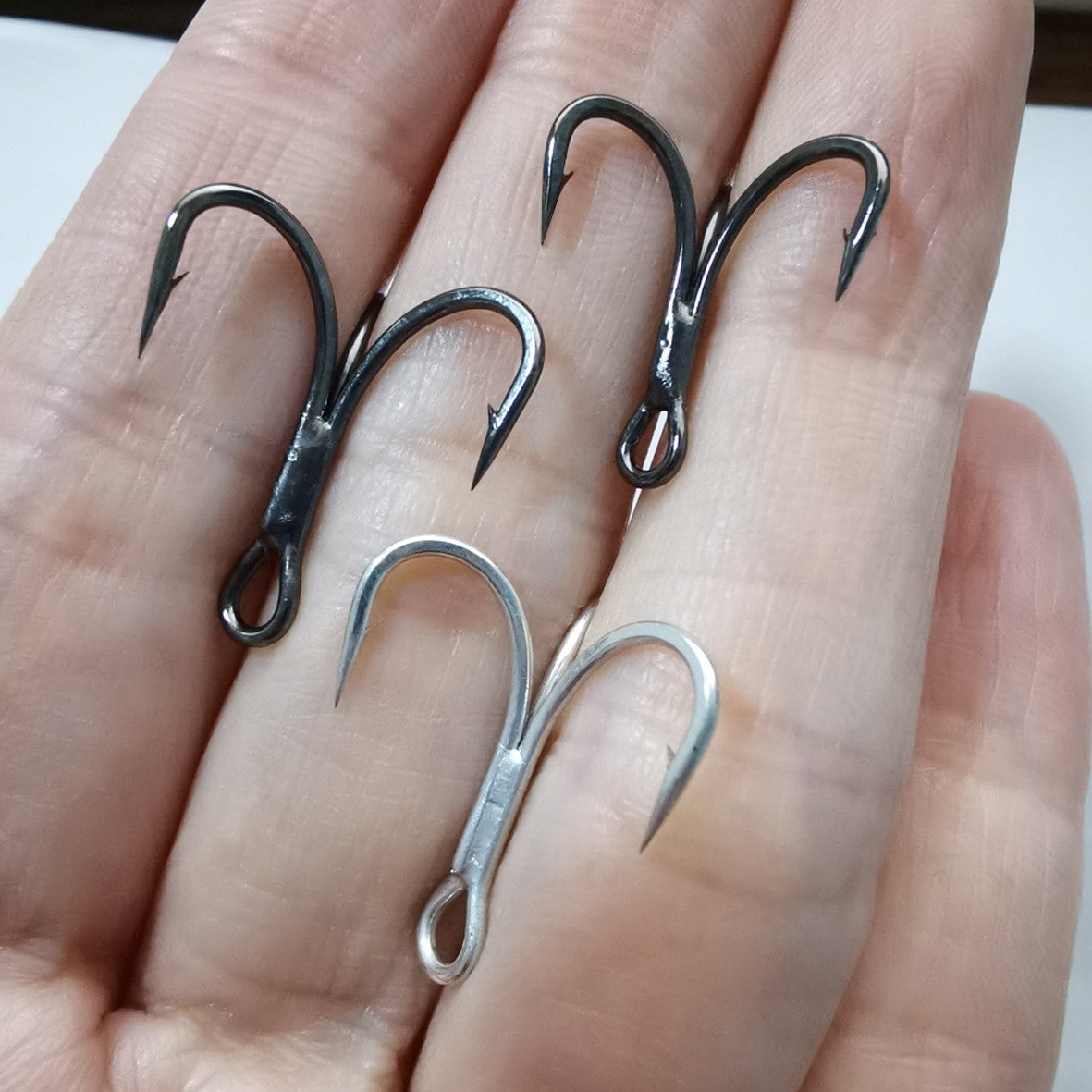 三本钩6066斜体钩带倒刺钩身平打海钓钩瑕疵款三锚钩路亚挂饵