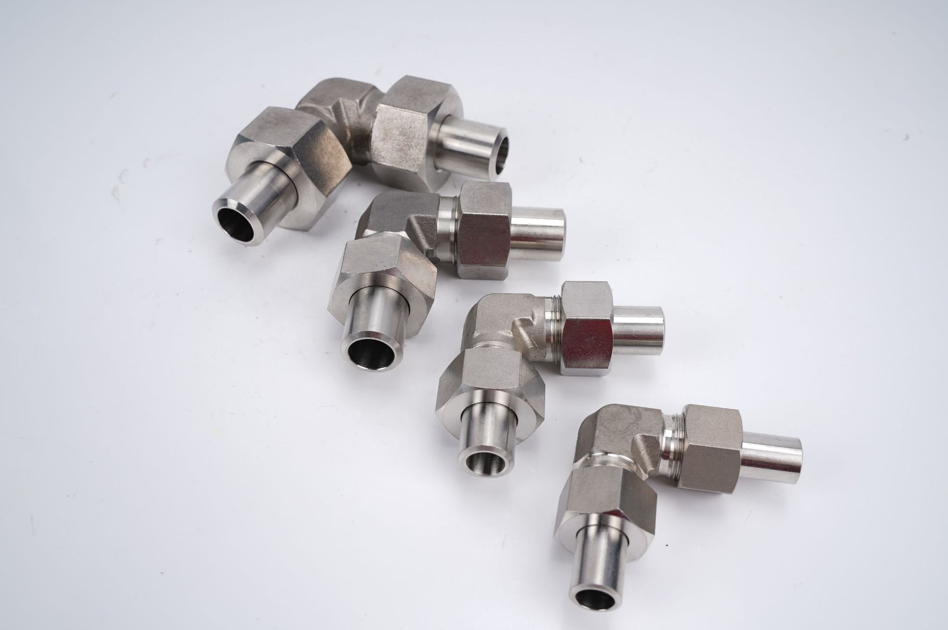 工厂供应 液压管接头 不锈钢直角接头1c9 304不锈钢 非标定制