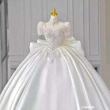 缎面白色法式轻婚纱礼服2024新款新娘高级质感拖尾宫廷风高端主纱